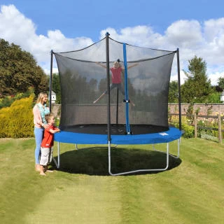 B&M Trampoline & Enclosure 12ft