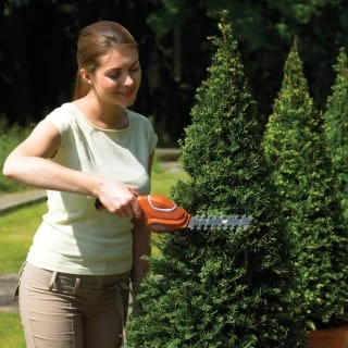 Black & Decker Shrub Shearer - Image 3