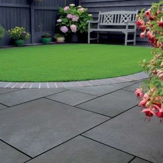 B&M Arenaria Patio Pack 18.36m - Dark Grey