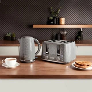 Goodmans Textured 4 Slice Toaster - Grey - Image 4