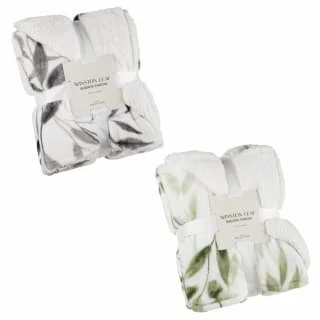 Winston Green Leaf Sherpa Throw - Image 5